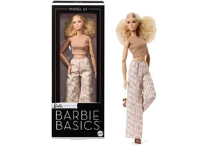 Barbie JJX26 Basics Puppe Barbie Modell 7 Mit Blondem Haar, Weißer Hose Mit Goldenem Print