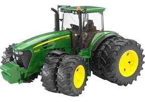 Bruder 3052 John Deere 7930 mit Zwillingsbereifung