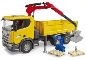 Bruder 3551 Scania Super 560R Baustellen-LKW mit Kran und 2 Paletten