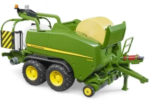 Bruder 2032 John Deere Rundballen-Presswickelkombination C441R