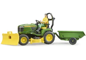 Bruder 62104 bworld John Deere Rasentraktor mit Anhänger und Gärtner