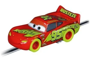 Carrera 20064220 GO!!! Auto Lightning McQueen - GLOW Racer
