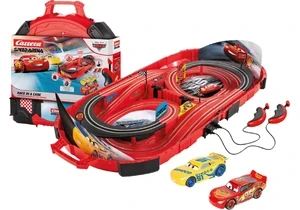 Carrera 20016002 FIRST Disney Pixar Cars Komplettset Speed Arena Race in a Case: Lightning McQueen vs. Cruz Ramirez