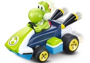 Carrera 370430034 RC Mario Kart Auto 2,4 GHz Mini RC, Yoshi (Paperbox)
