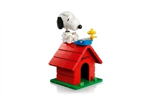 Lego 21368 Ideas   Peanuts: Snoopys Hundehütte
