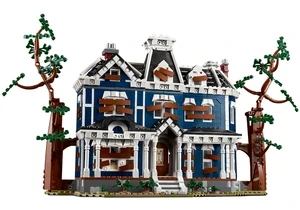 Lego 11370    Stranger Things: The Creel House