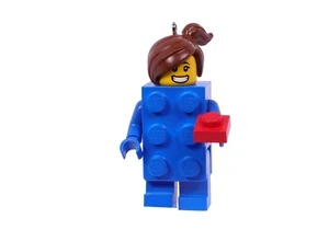 Lego 5009472 Merchandise   Mädchen im Kostüm aus LEGO Steinen Deko
