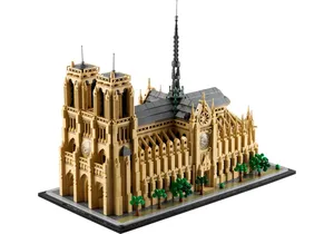 Lego 21061 Architecture   Notre-Dame de Paris