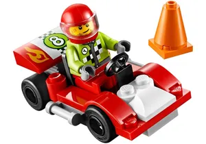 Lego 30473 Juniors   Rennwagen Mit Minifigur