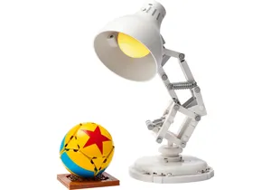 Lego 21357  Disney Pixar  Luxo Jr.