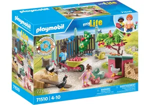 Playmobil 71510  myLife  Kleine Hühnerfarm im Tiny Haus Garten